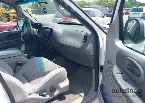 2002 Ford F-150 Lariat/Xlt z USA, uszkodzony, nr VIN 1FTRW07602KA89396